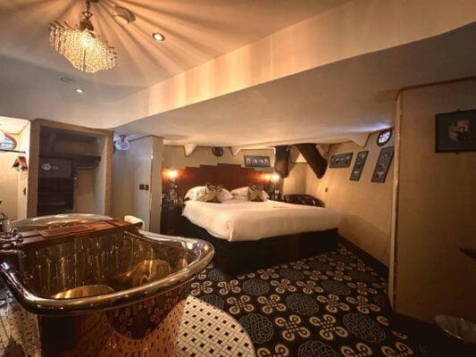 The Joseph Hobbs Stateroom, in Honour to the last owner before being brought to its resting place in Leith,© Ocean Mist Leith LTD