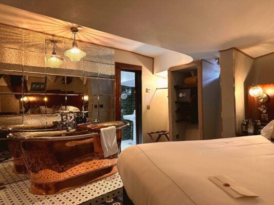 The Joseph Hobbs Stateroom bedside view, in Honour to the last owner before being brought to its resting place in Leith,© Ocean Mist Leith LTD