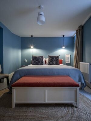 no_4_townhouse bedroom