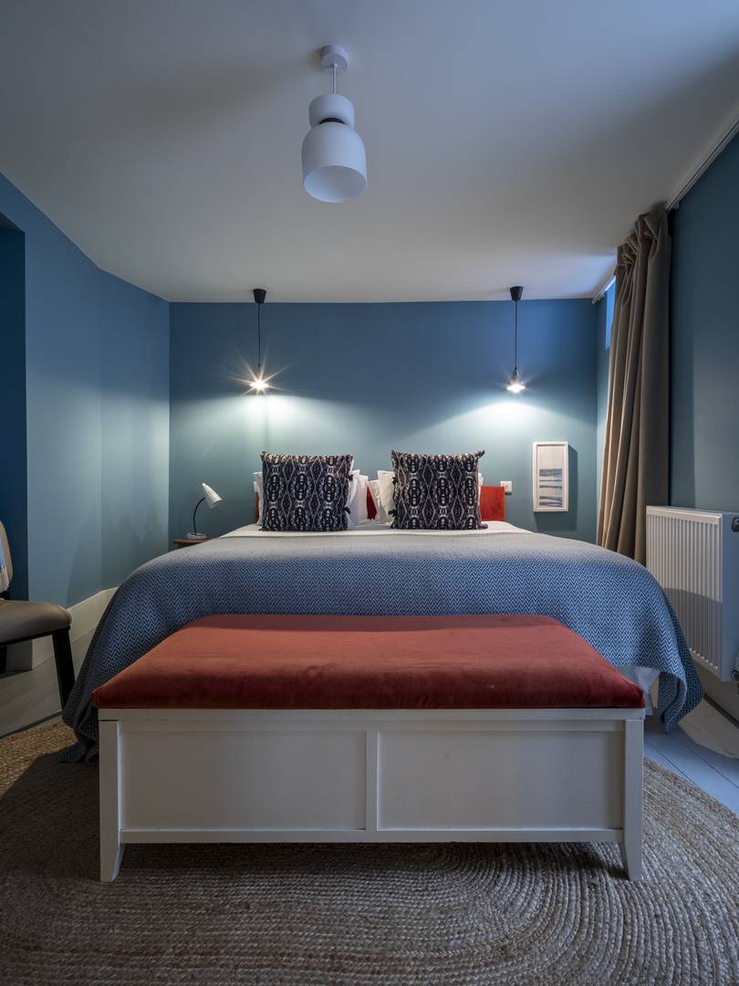 no_4_townhouse bedroom