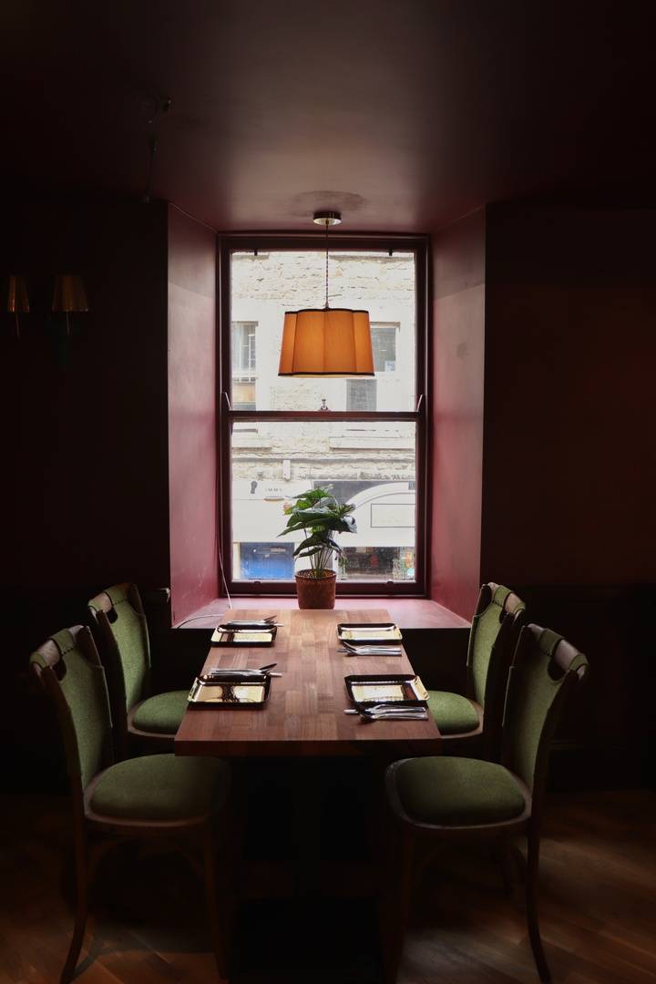 Window seat at Tamil Teru