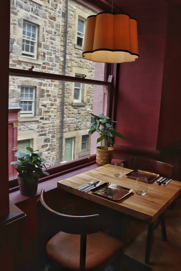 Window seat at Tamil Teru