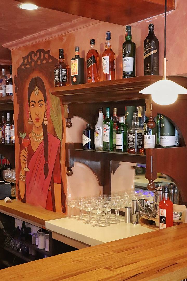 Bar area at Tamil Teru