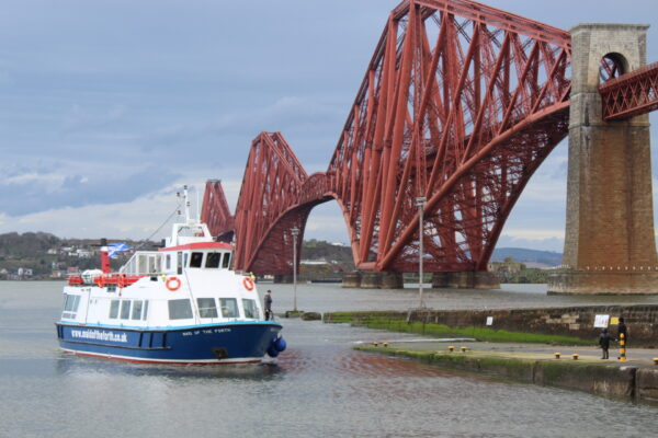 Maid of the Forth boat tours next to the Forth Bridge