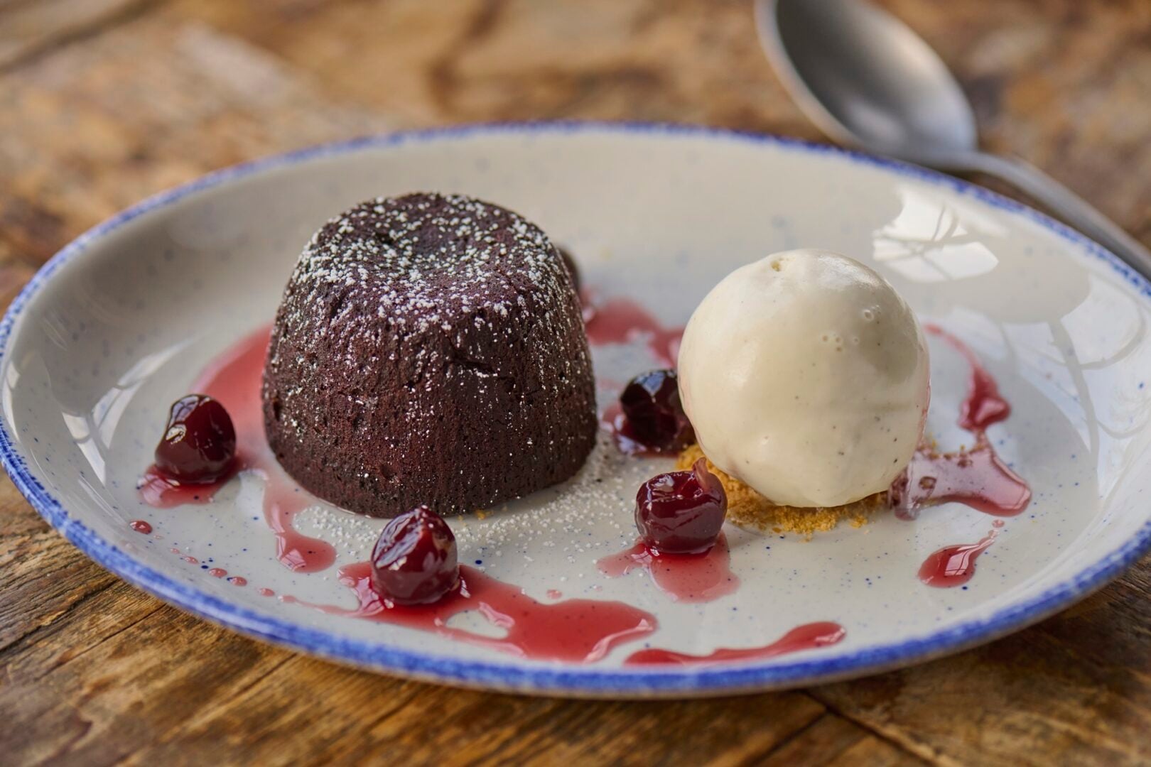 Valrhona pot de Chocolat at Bistro Du Vin