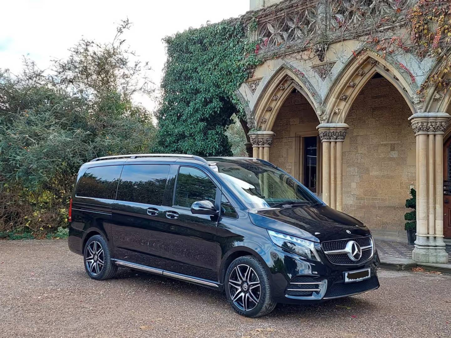 Our Vehicle,© Jainvoyagers group