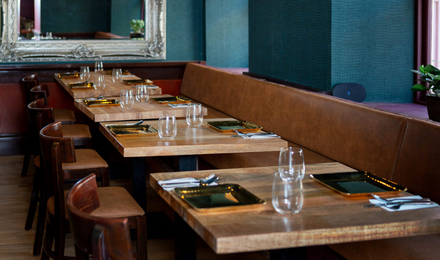 Tamil Teru tables ready for diners