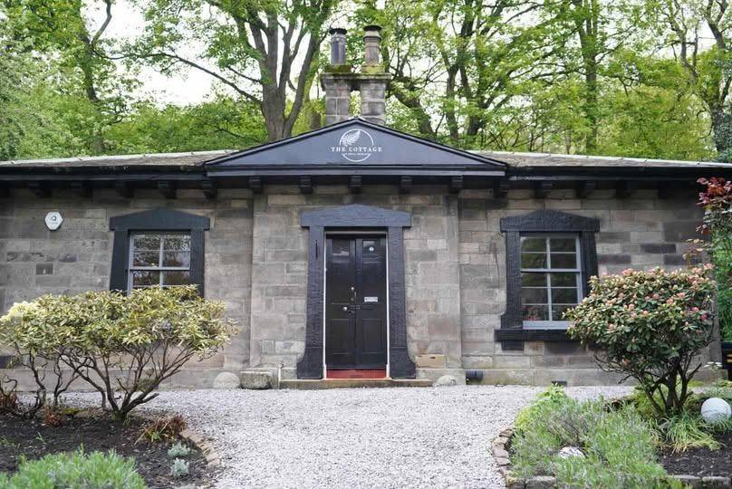 External picture of the Cottage ,© Amber Ojak