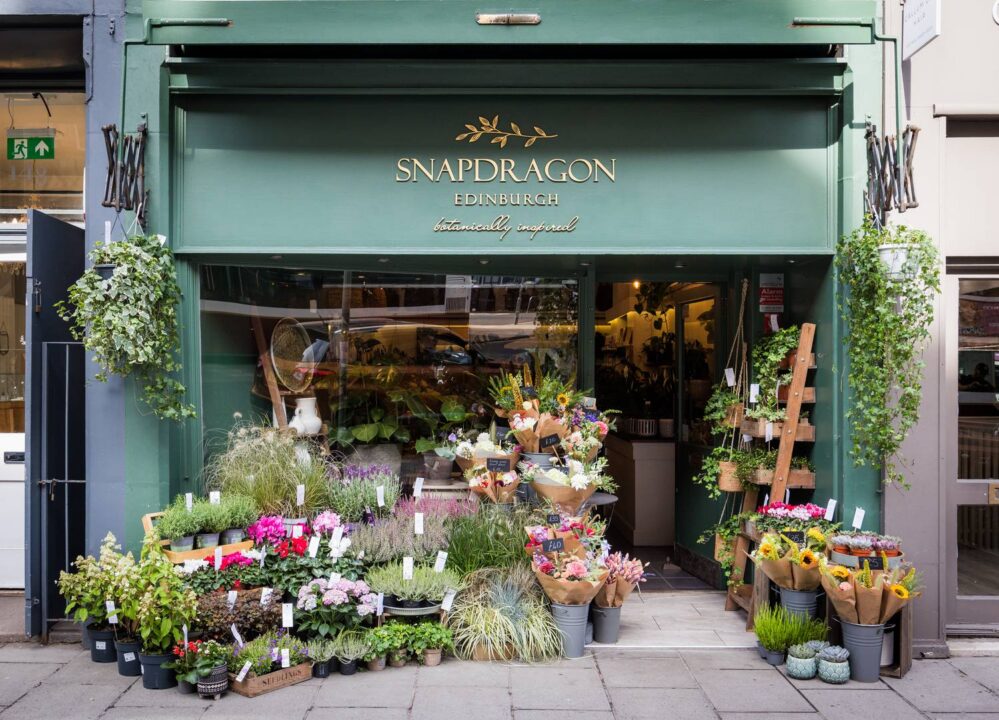 Exterior of Snap Dragon