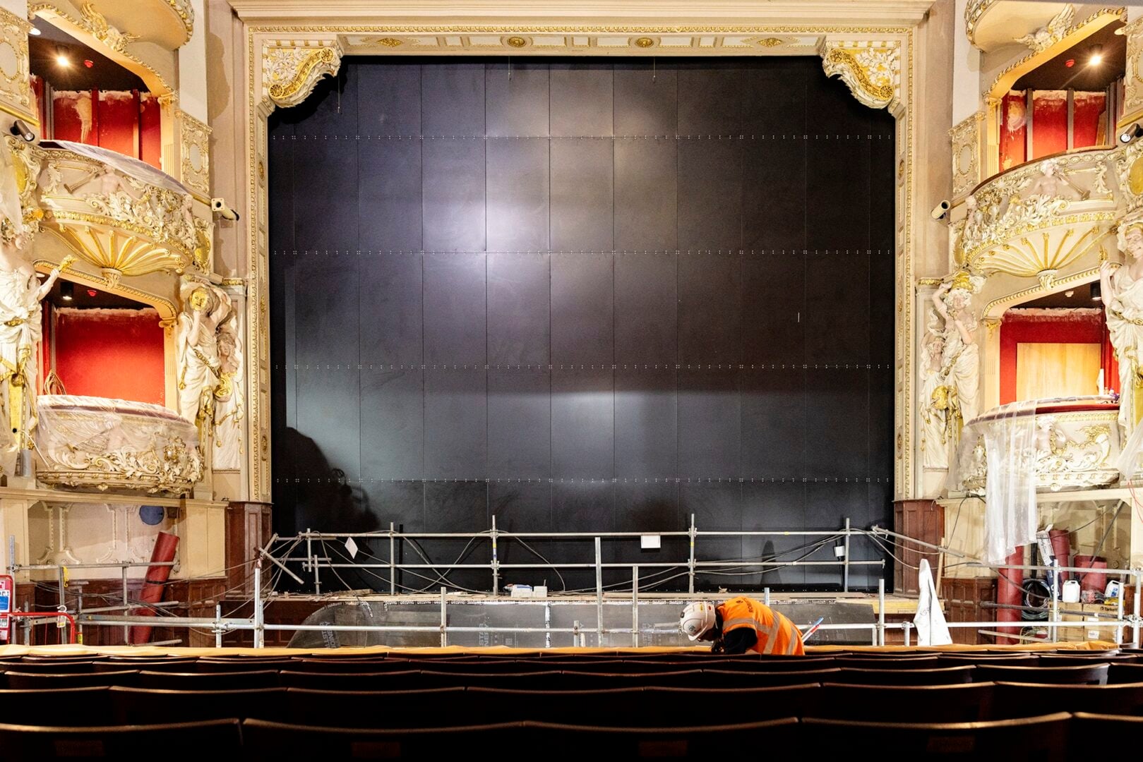 Stall seats looking to stage at King's Theatre during renovation