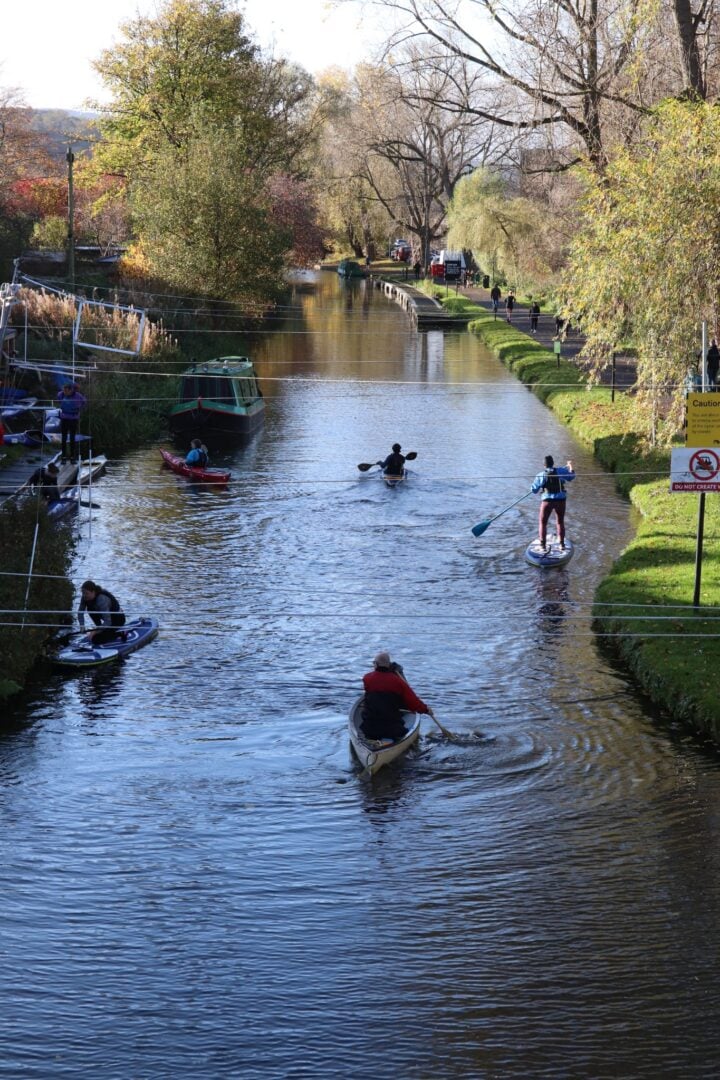People on Canoes and kayaks on Union Canal