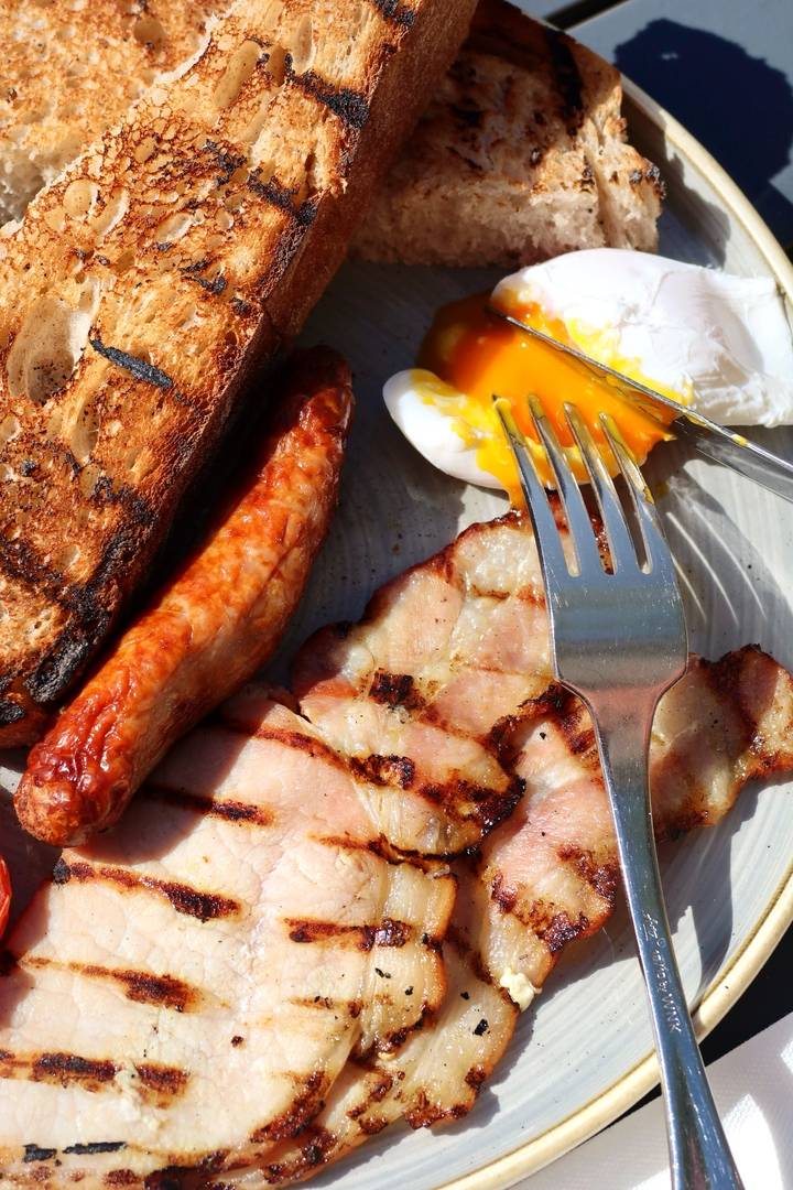 Breakfast at Contini George Street
