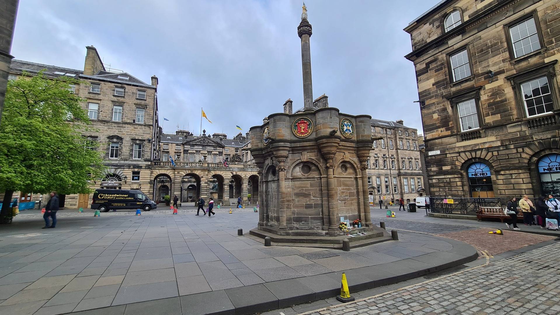 Mercat Cross