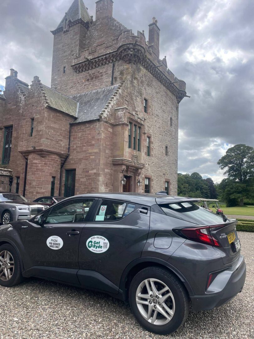 Get Ryde taxi outside a castle