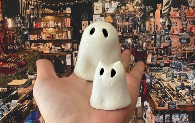 Portal Ghosts ornament with Leith Portal shop shelves in background