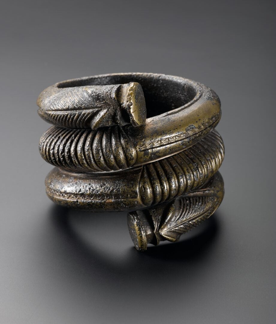 Bronze bracelet Angus, 0 - 200 AD.