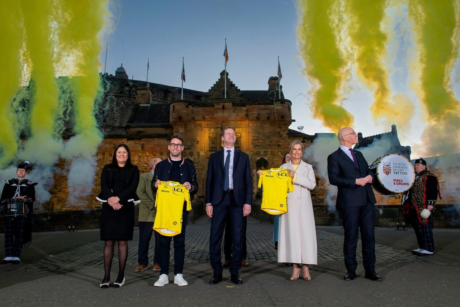 The Official Announcement of the 2027 Tour de France and Tour de France Femmes Grand Departs’ - Edinburgh Castle, Edinburgh Scotland - The 2027 Tour de France Grand Depart Men will take place in Edinburgh - (L to R) Secretary of State for Culture, Media and Sport Lisa Nandy, Mark Cavendish, ASO Christian Prudhomme, HRH Sophie The Duchess of Edinburgh & First Minister of Scotland John Swinney